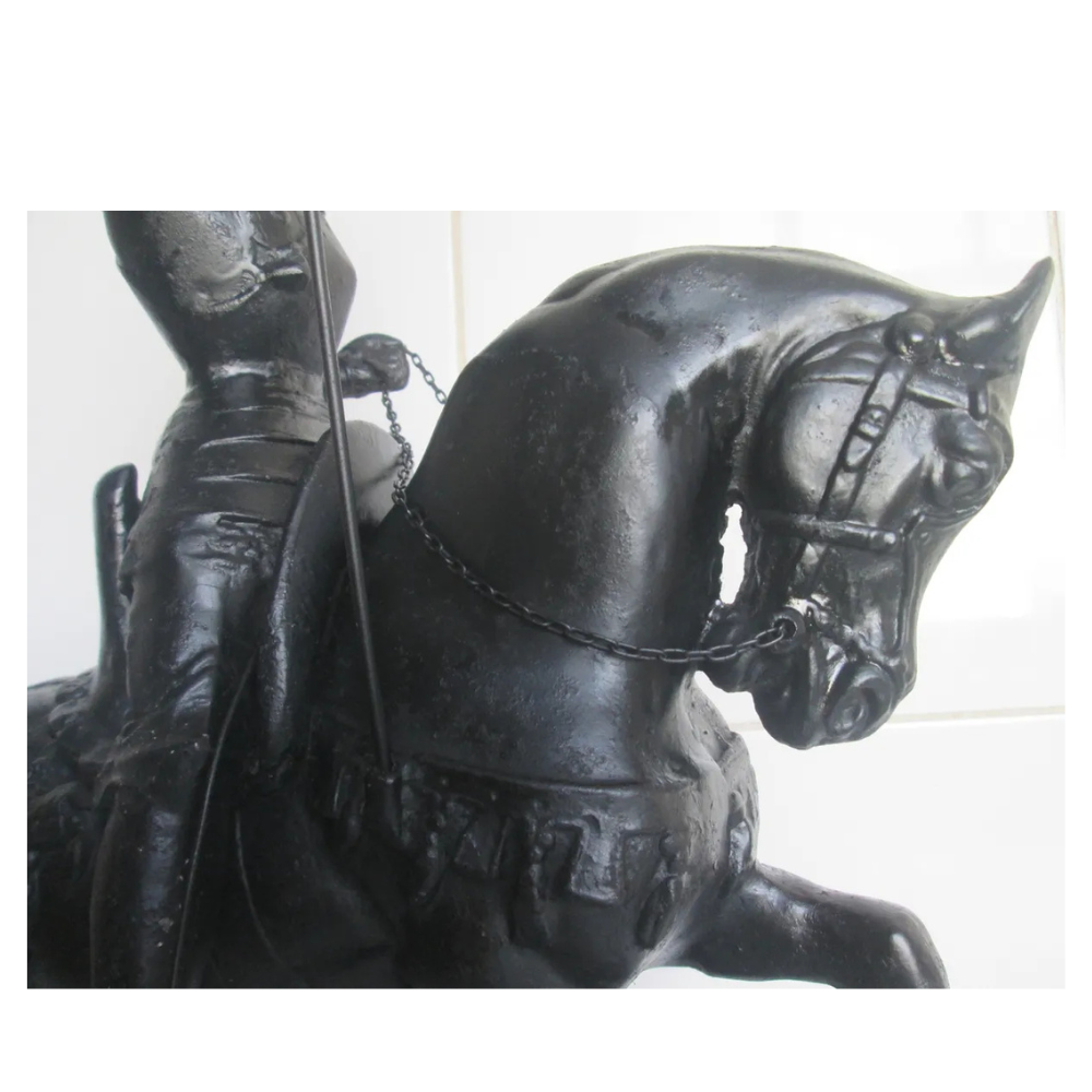Petit Bronze Colecionável – Joana D’Arc, Símbolo de Coragem